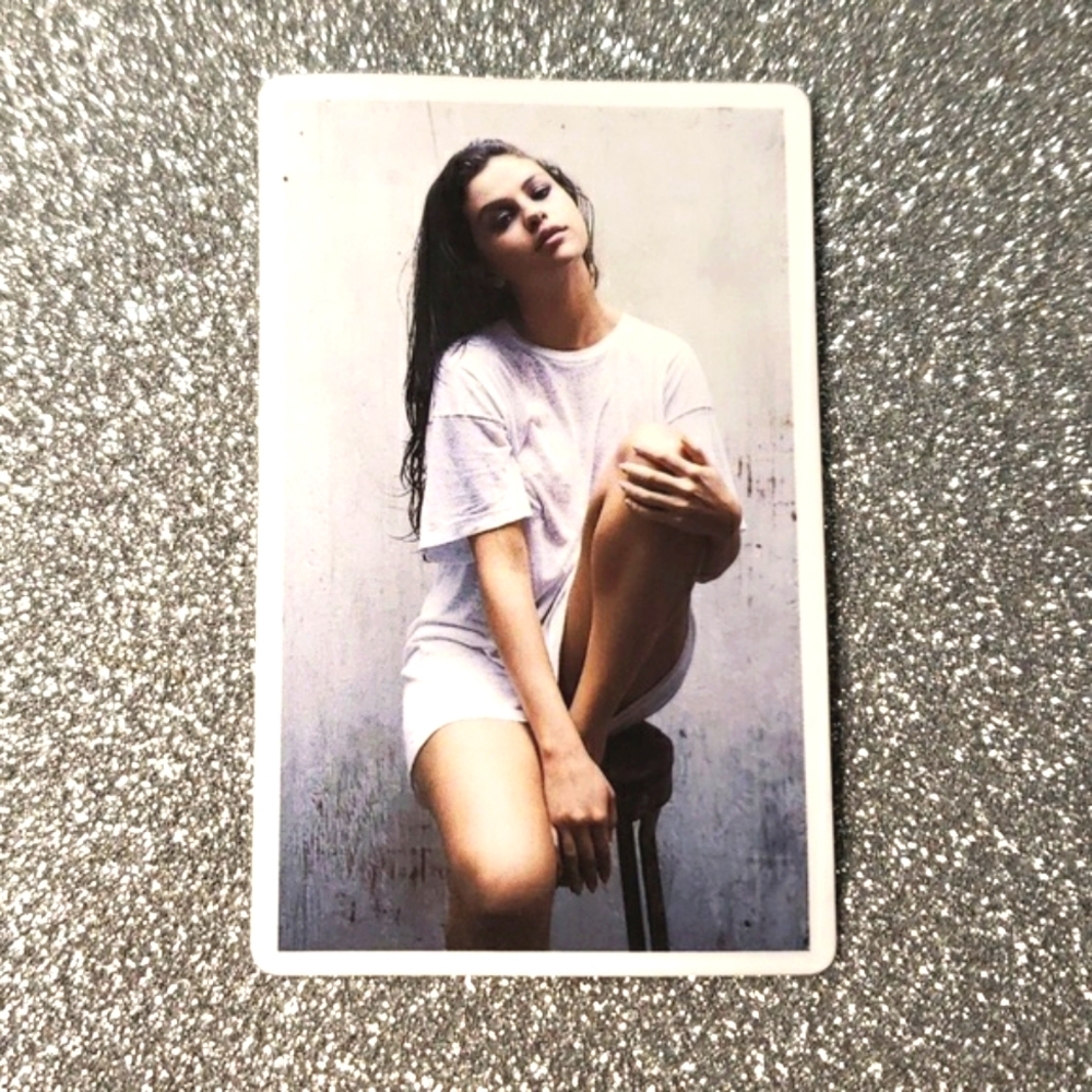 10/$10 MUSIC Waterproof Sticker Selena Gomez
